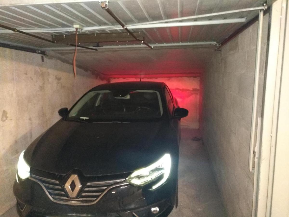 T2 En Hypercentre -Parking Prive-Clim-Proche Plage Sainte-Maxime Exterior foto